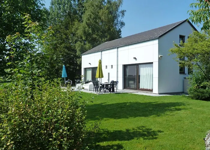 Holiday Home Au bord du Lac-1